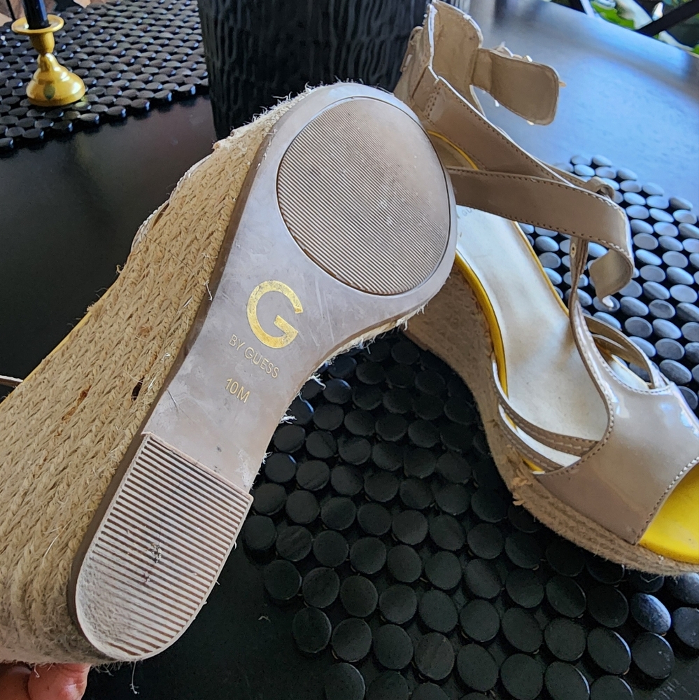 GUESS Women's Tan Wedge Sandals
